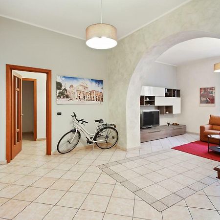 Central Balcony Apartment Catania Luaran gambar